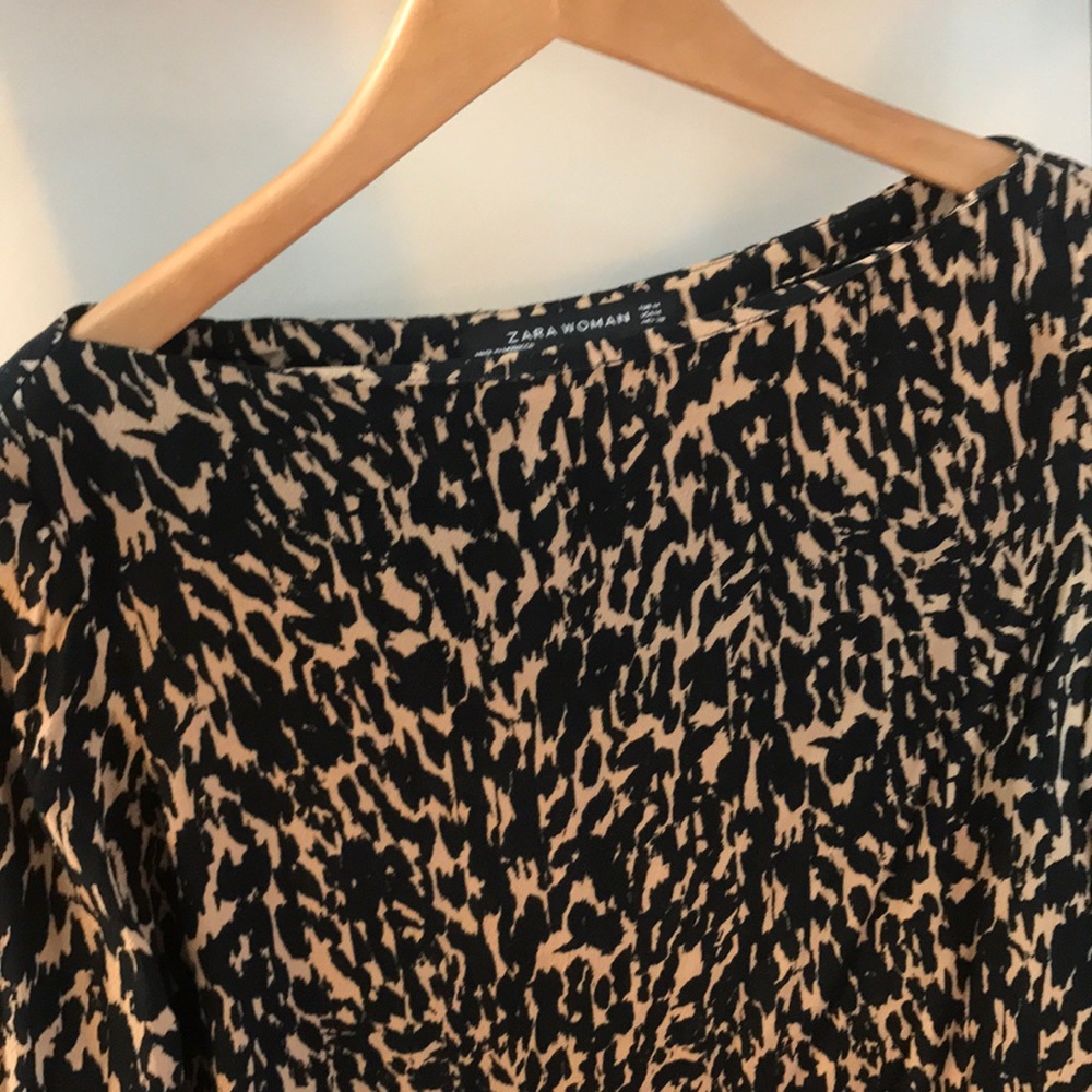 Zara Woman animal print top - Picture 2 of 3
